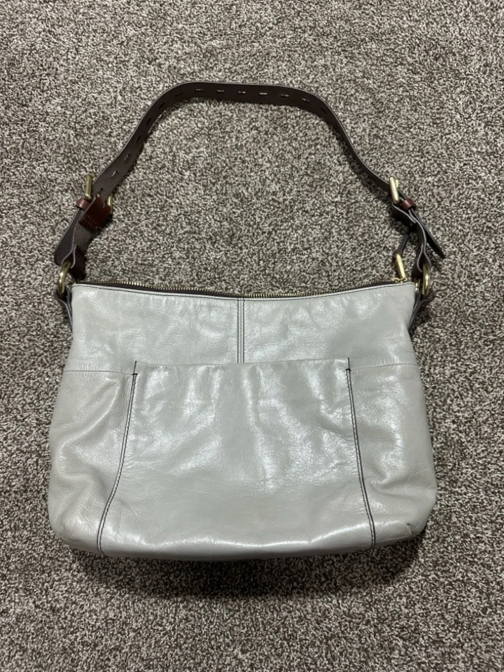 Hobo Charlie leather Shoulder Bag in Light Gray with Brown Strap